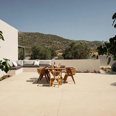Villa Mitos Ultimate Escape