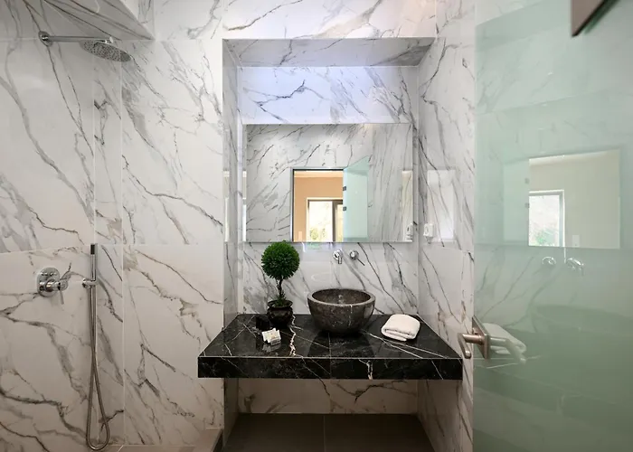 Mitos Ultimate Escape ヴィラ